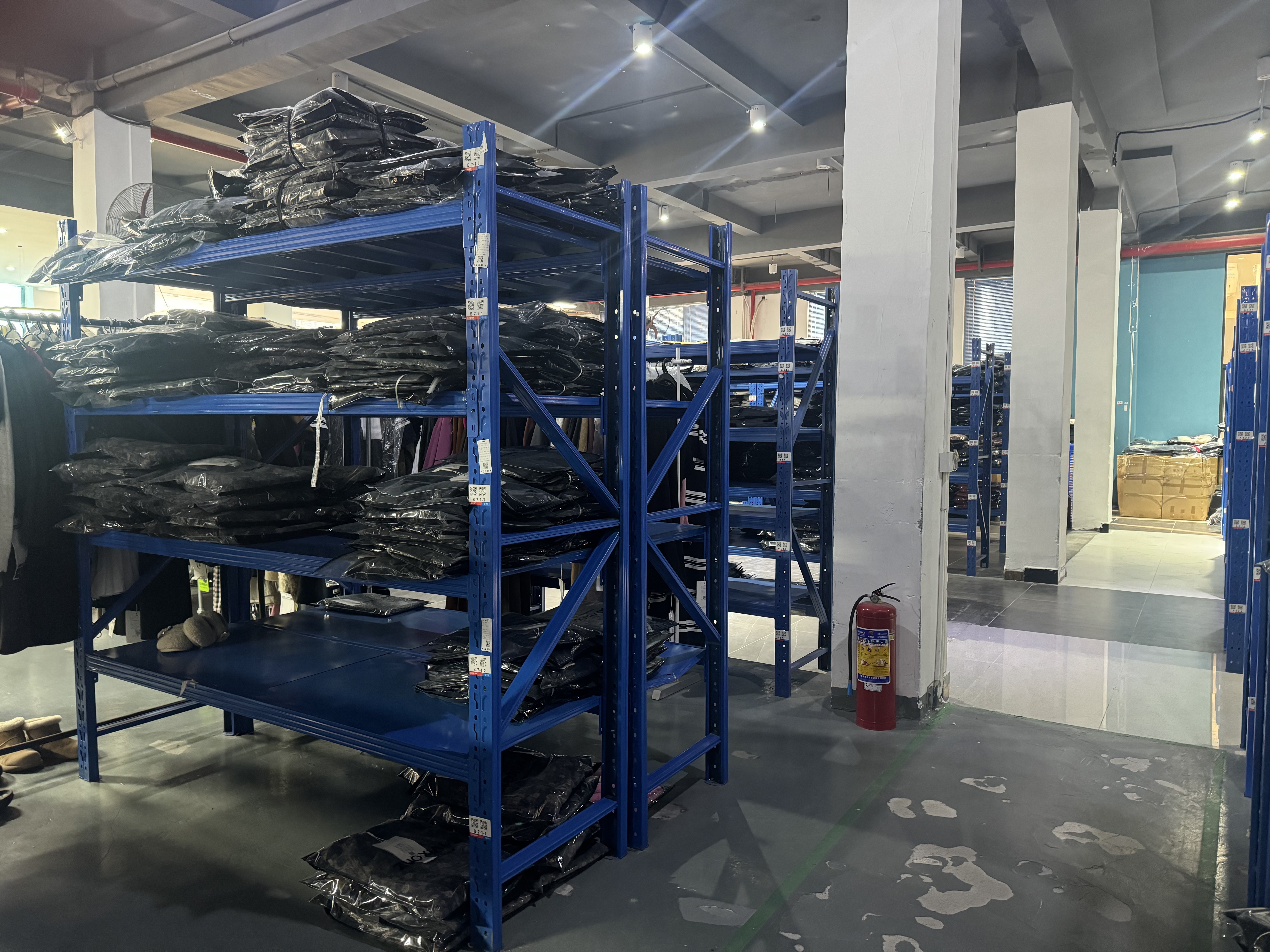gxm-factory-direct-local-stock-medium-duty-racks-dubai 3.gxm-factory-direct-local-stock-medium-duty-racks-dubai