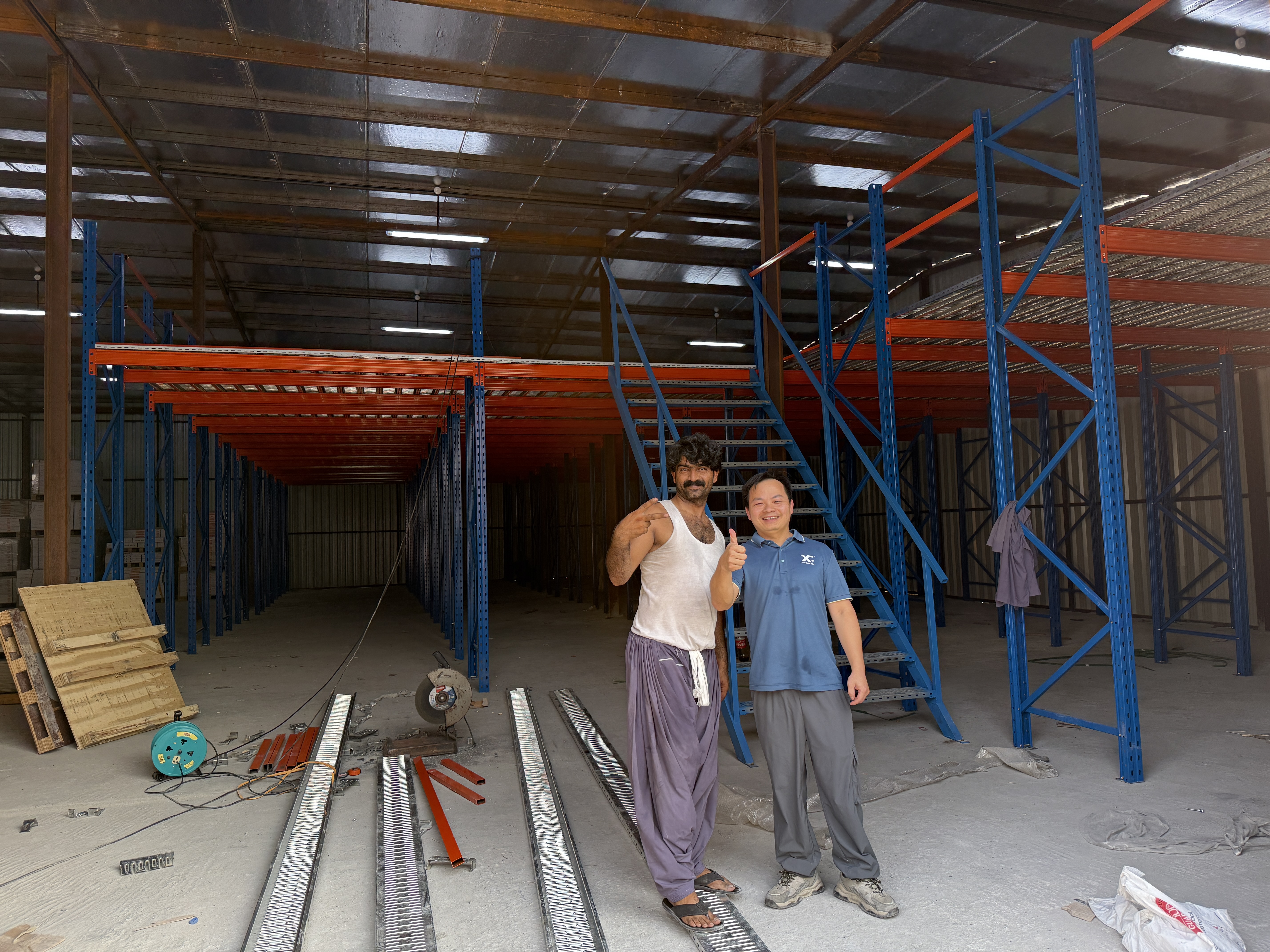 industrial-mezzanine-floor-platform-saudi-arabia 7.how-to-double-warehouse-capacity-mezzanine-floor-gxm