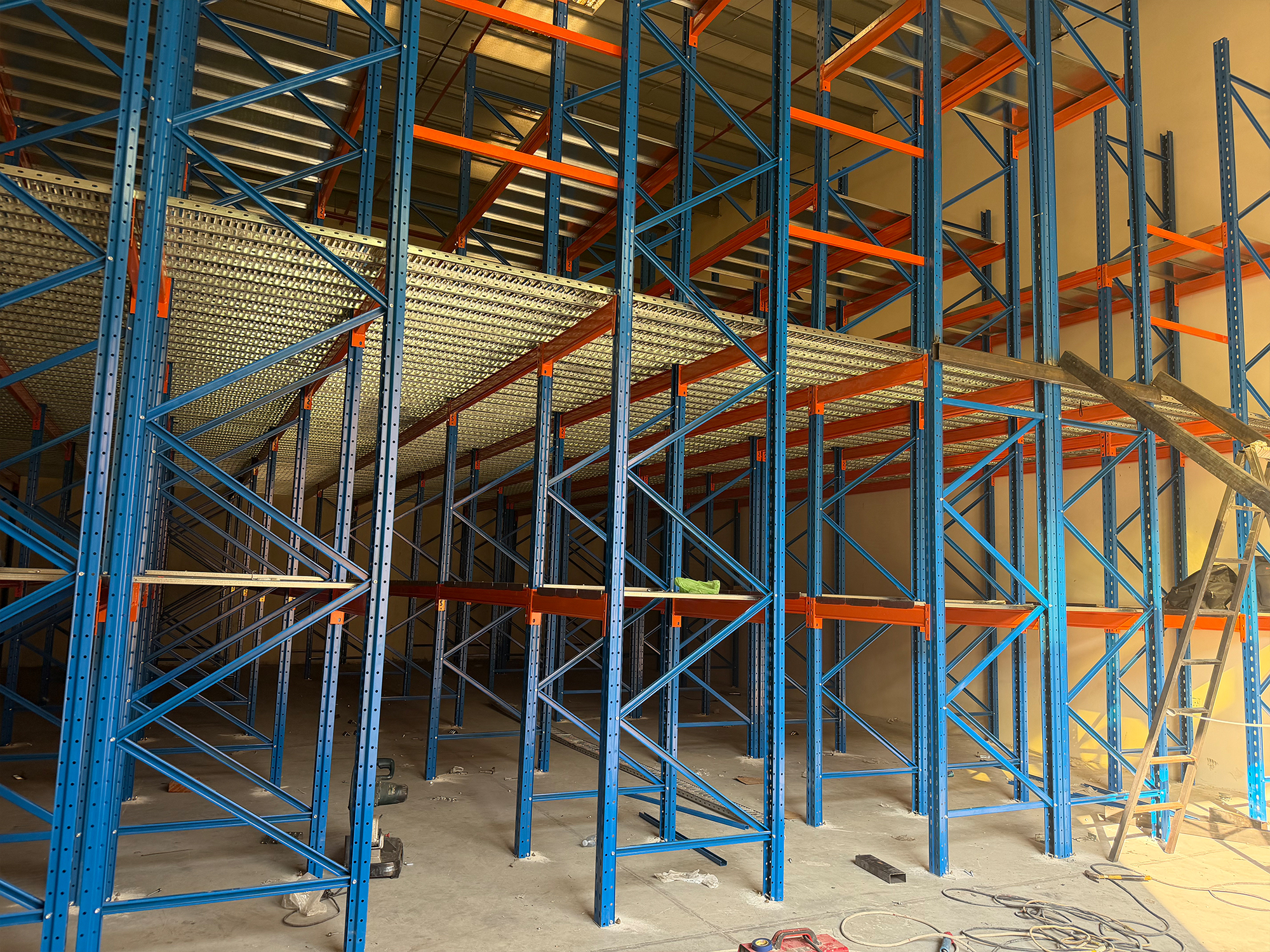 gxm-steel-mezzanine-floor-pallet-racking-system 10gxm-steel-mezzanine-floor-pallet-racking-system