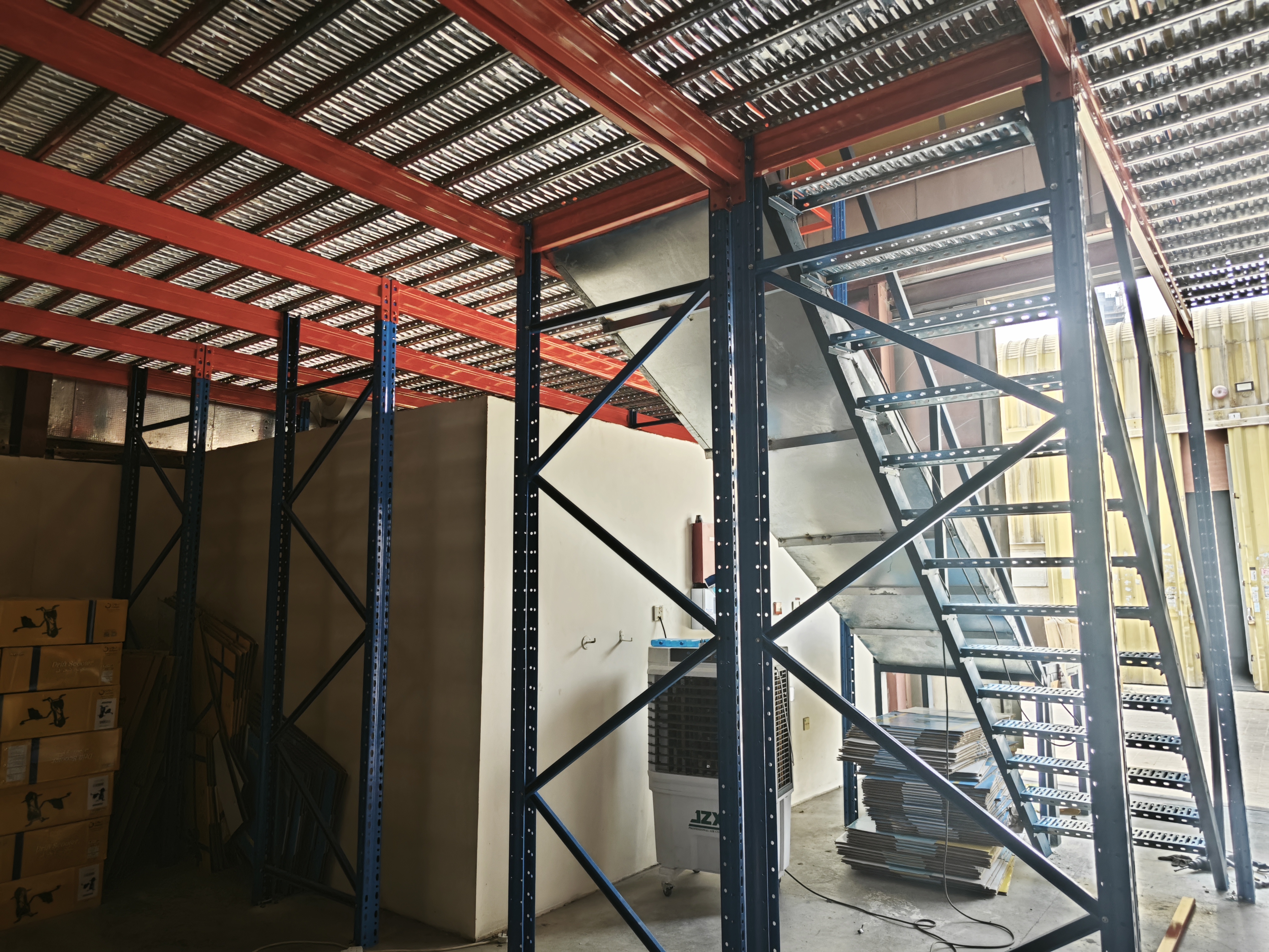 GXM-Dubai-Warehouse-Installation