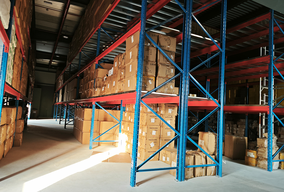 4m-high-3-level-storage-rack-heavy-duty-shelving-uae-03