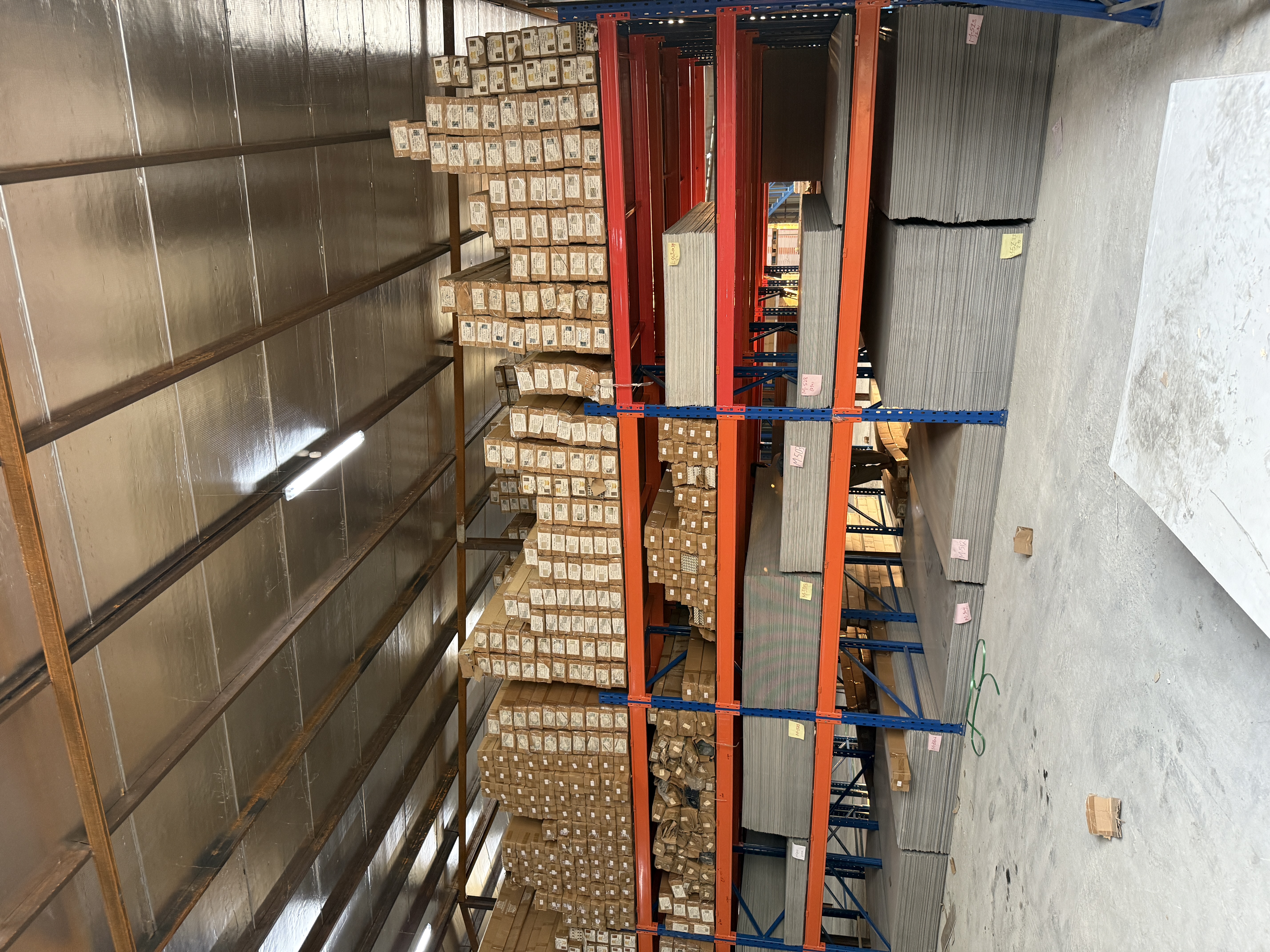Heavy duty pallet racking installation in Ajman warehouse-02