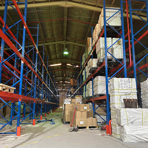 Heavy Duty Pallet Racking vs Drive-In Racking: UAE & KSA Comparison | GXM Shelving and Racking