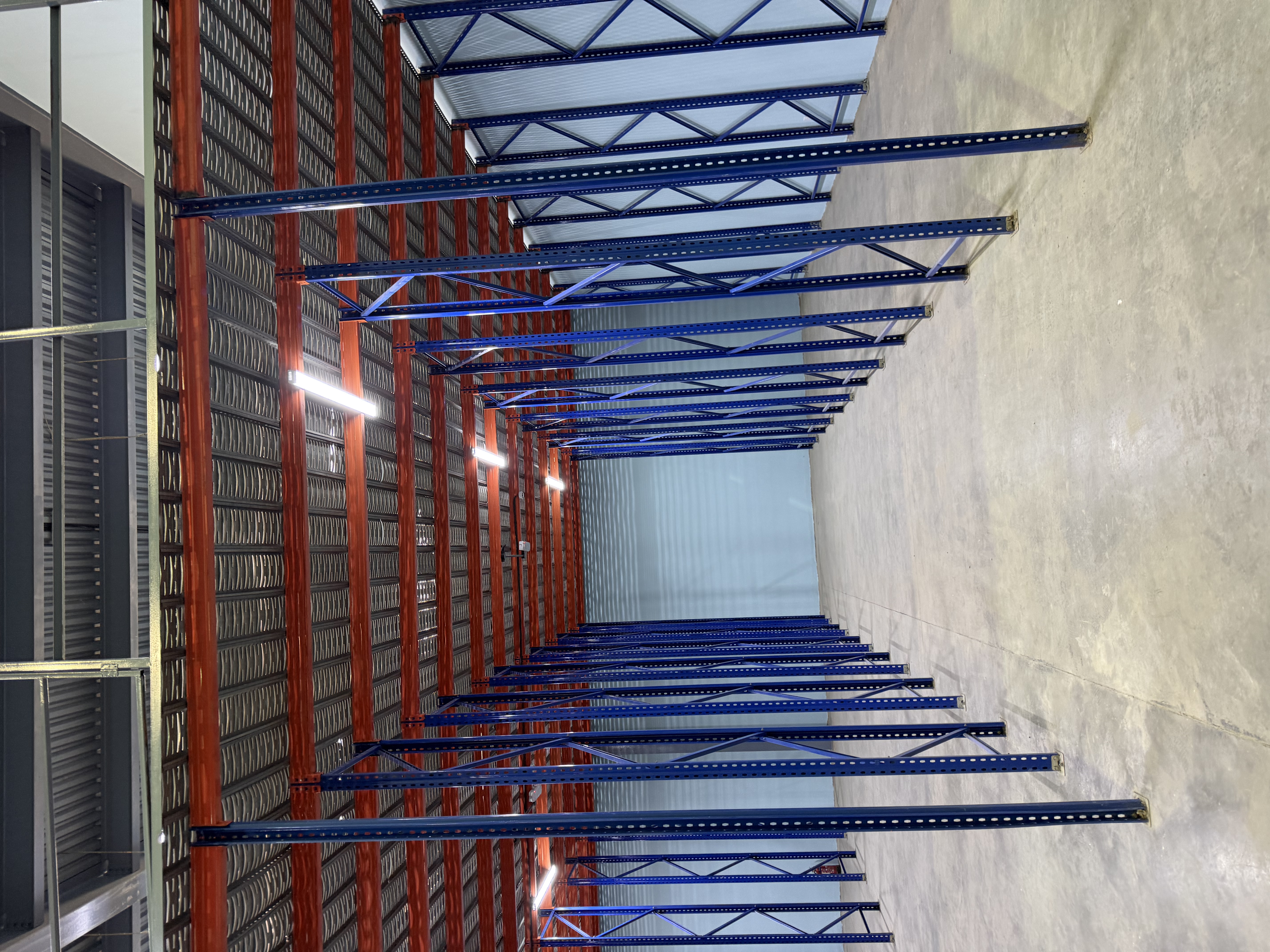 05-custom-mezzanine-racking-system-dubai