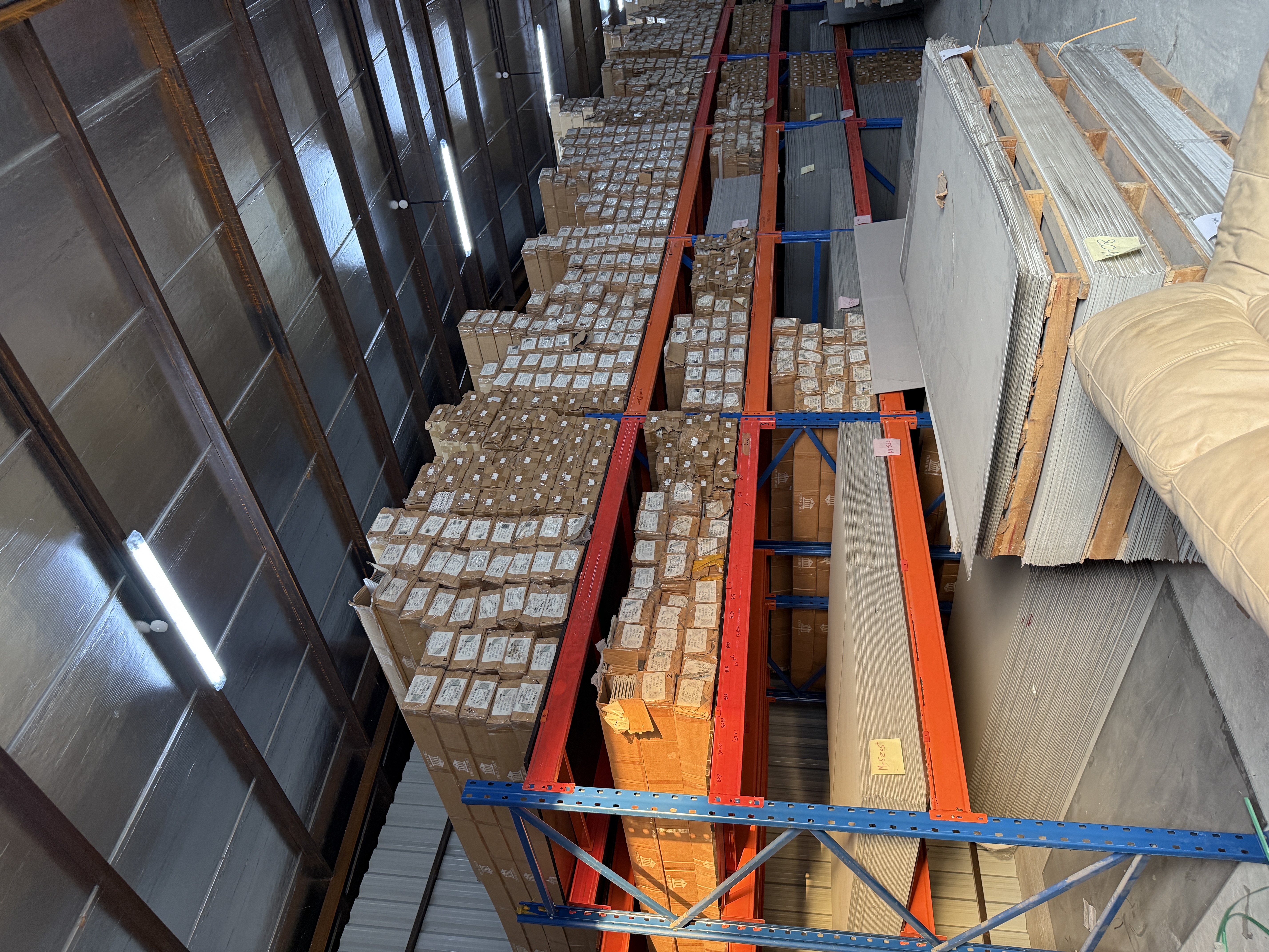 Heavy duty pallet racking installation in Ajman warehouse-03