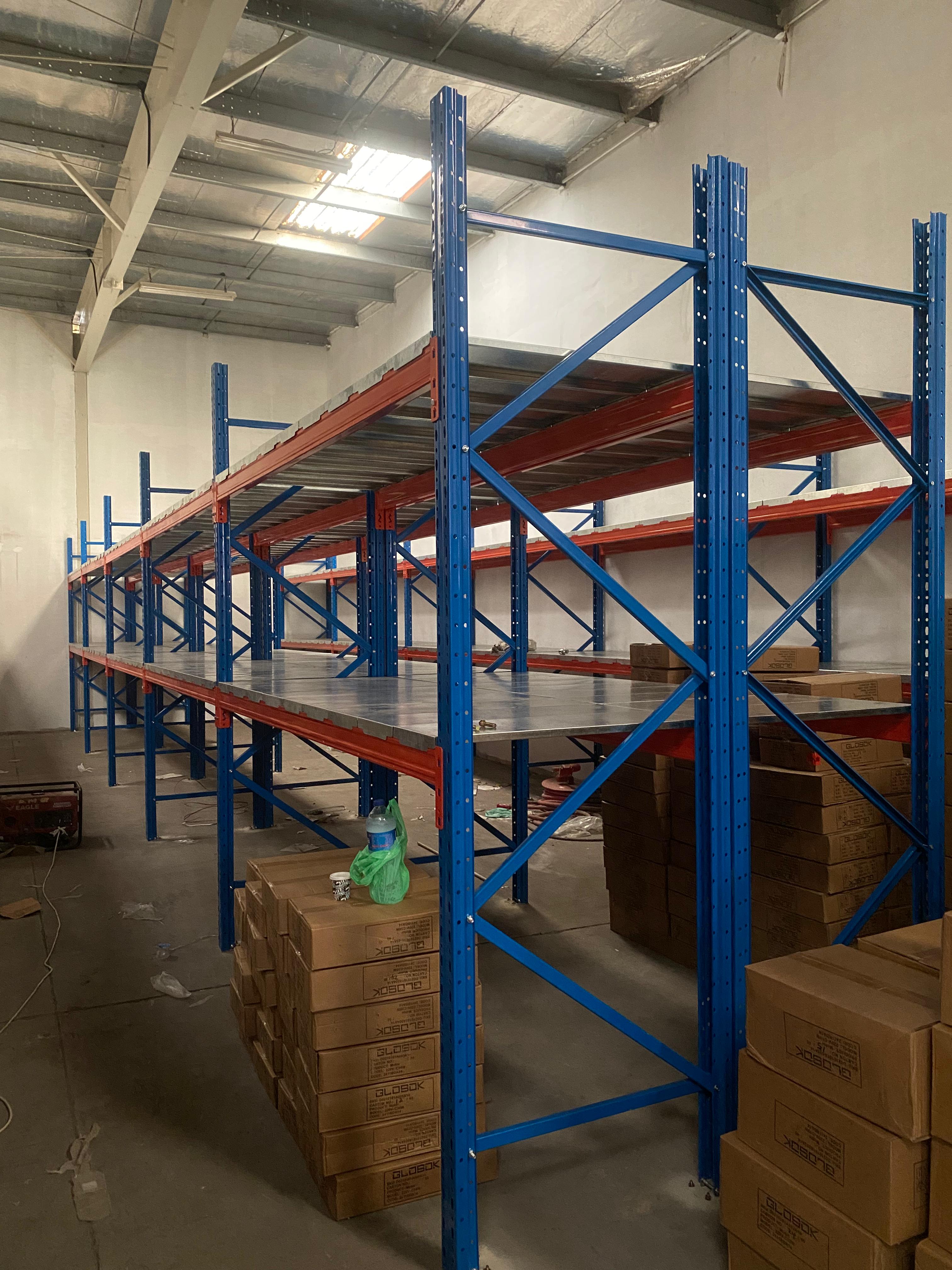 heavy-duty-pallet-racking-supplier-gxm-middle-east-02