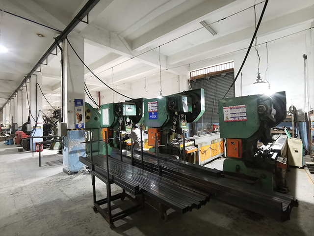 GXM-Shelving-And-Racking-factory workshop