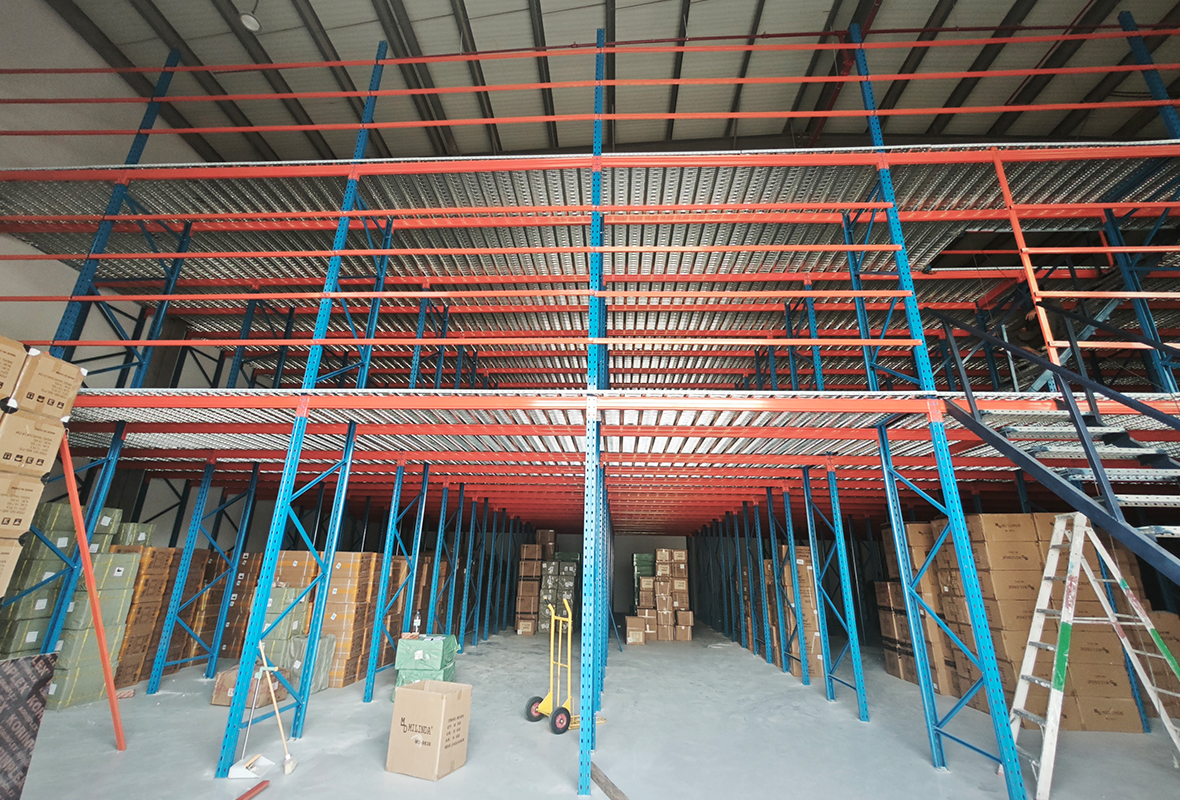 warehouse-mezzanine-floor-project-ras-al-khor-dubai-01