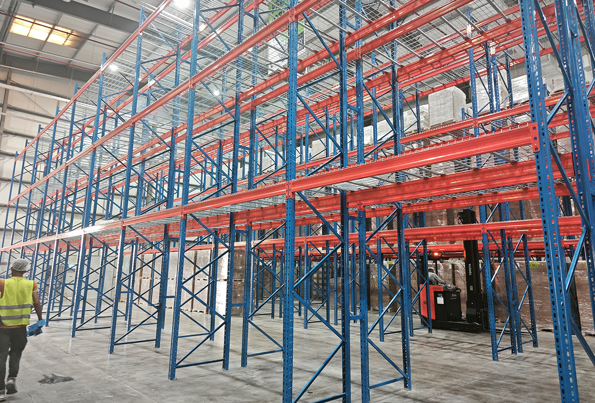 7.5m-high-heavy-duty-storage-racks-warehouse-uae-01