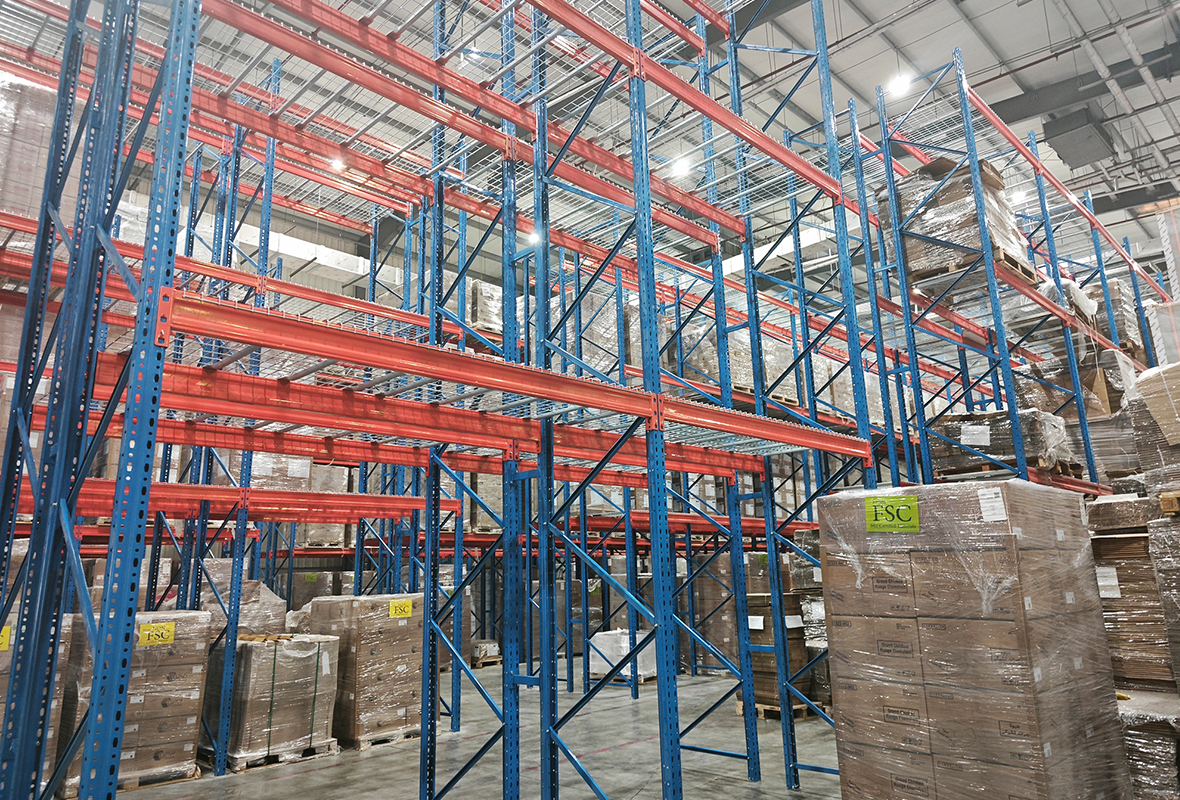 7.5m-high-heavy-duty-storage-racks-warehouse-uae-02