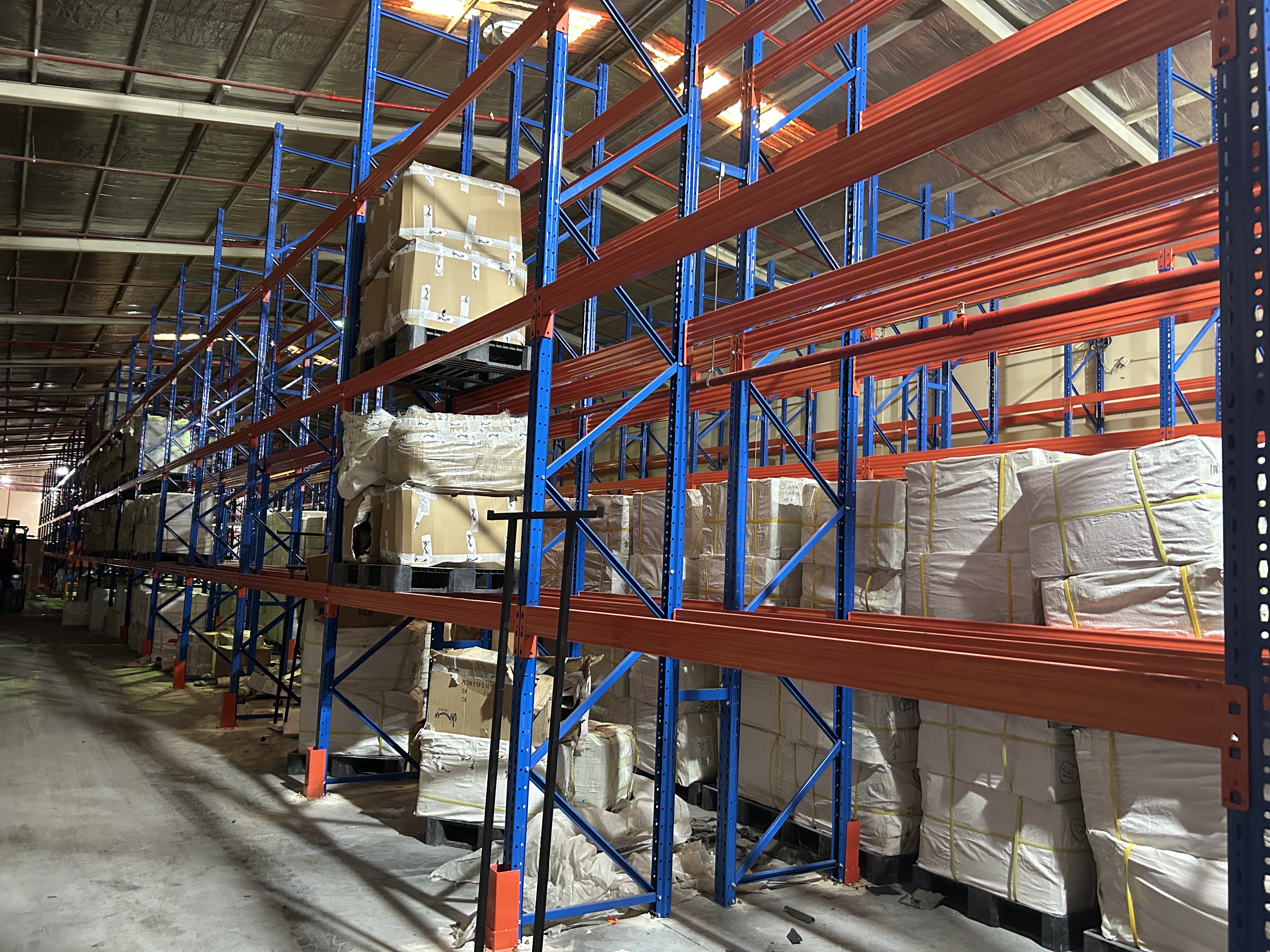 3.selective-vs-drive-in-pallet-racking-bahrain