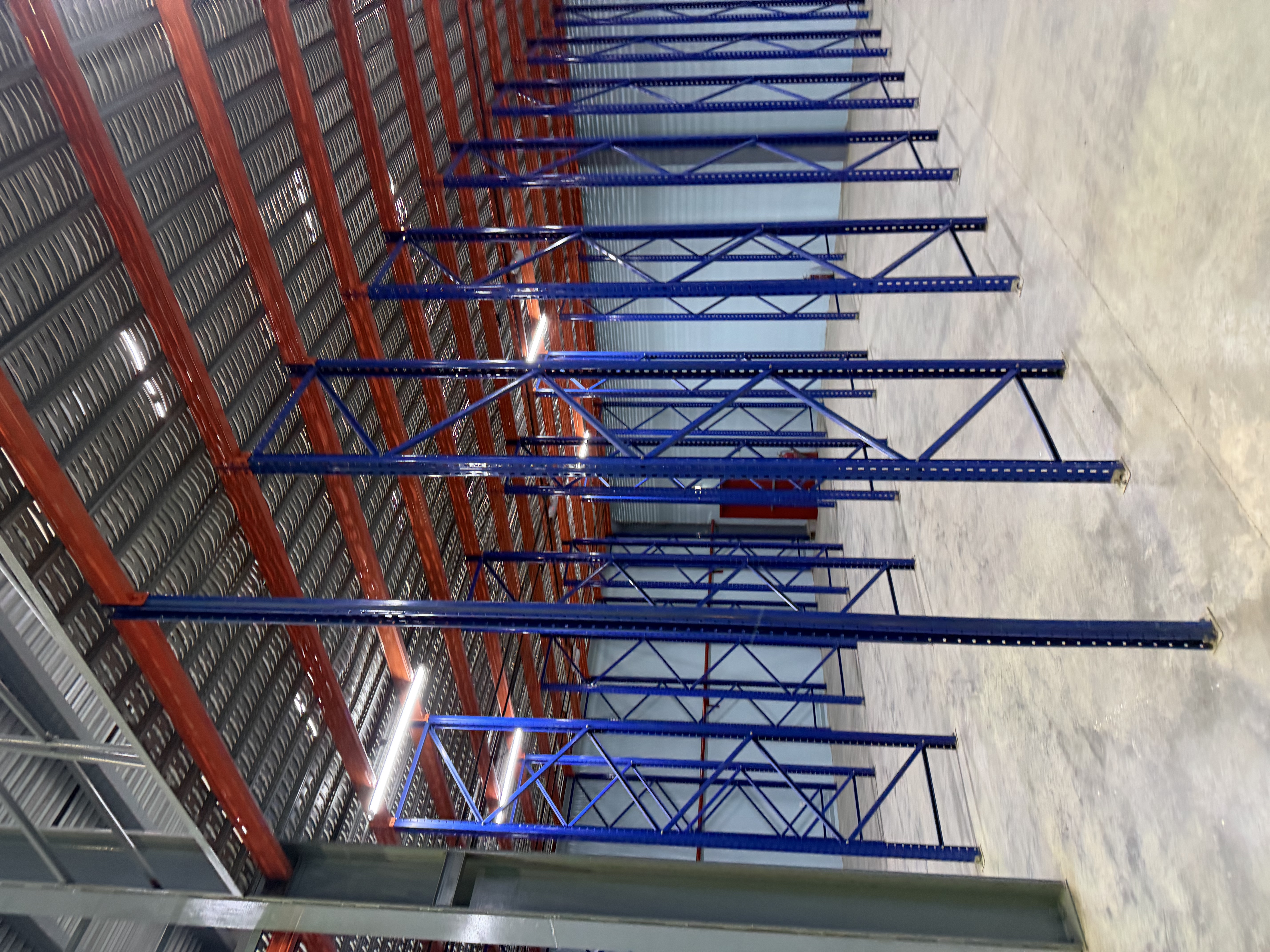 03-custom-mezzanine-racking-system-dubai