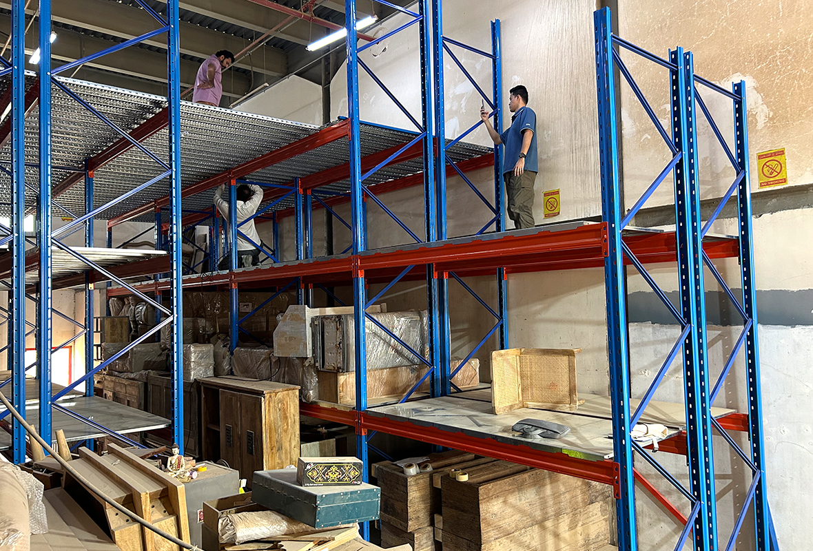 2.heavy-duty-racking-mezzanine-platform-ajman-uae