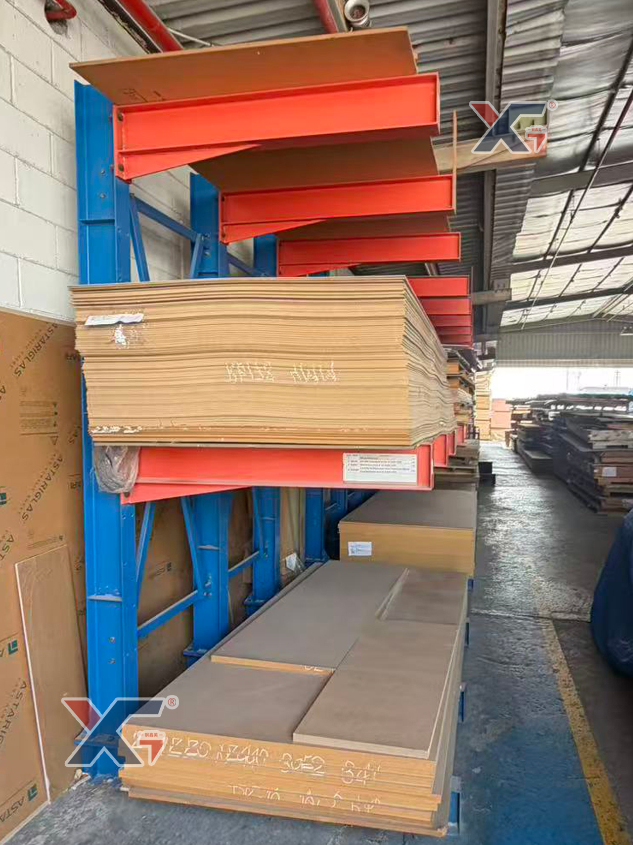 9.cantilever-racking-installation-havelock-one-dubai