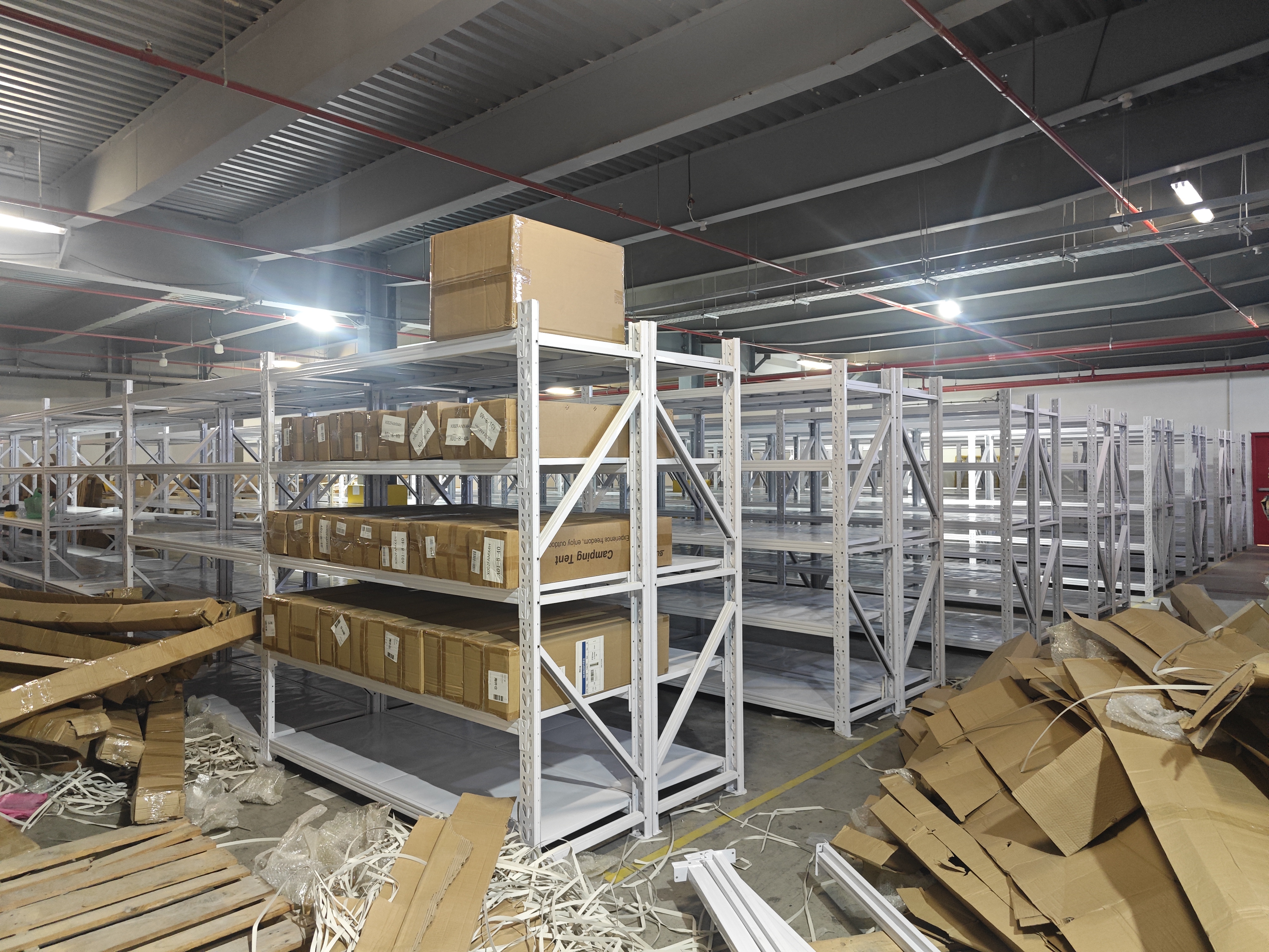 2.light-duty-shelving-jebel-ali-dubai-warehouse