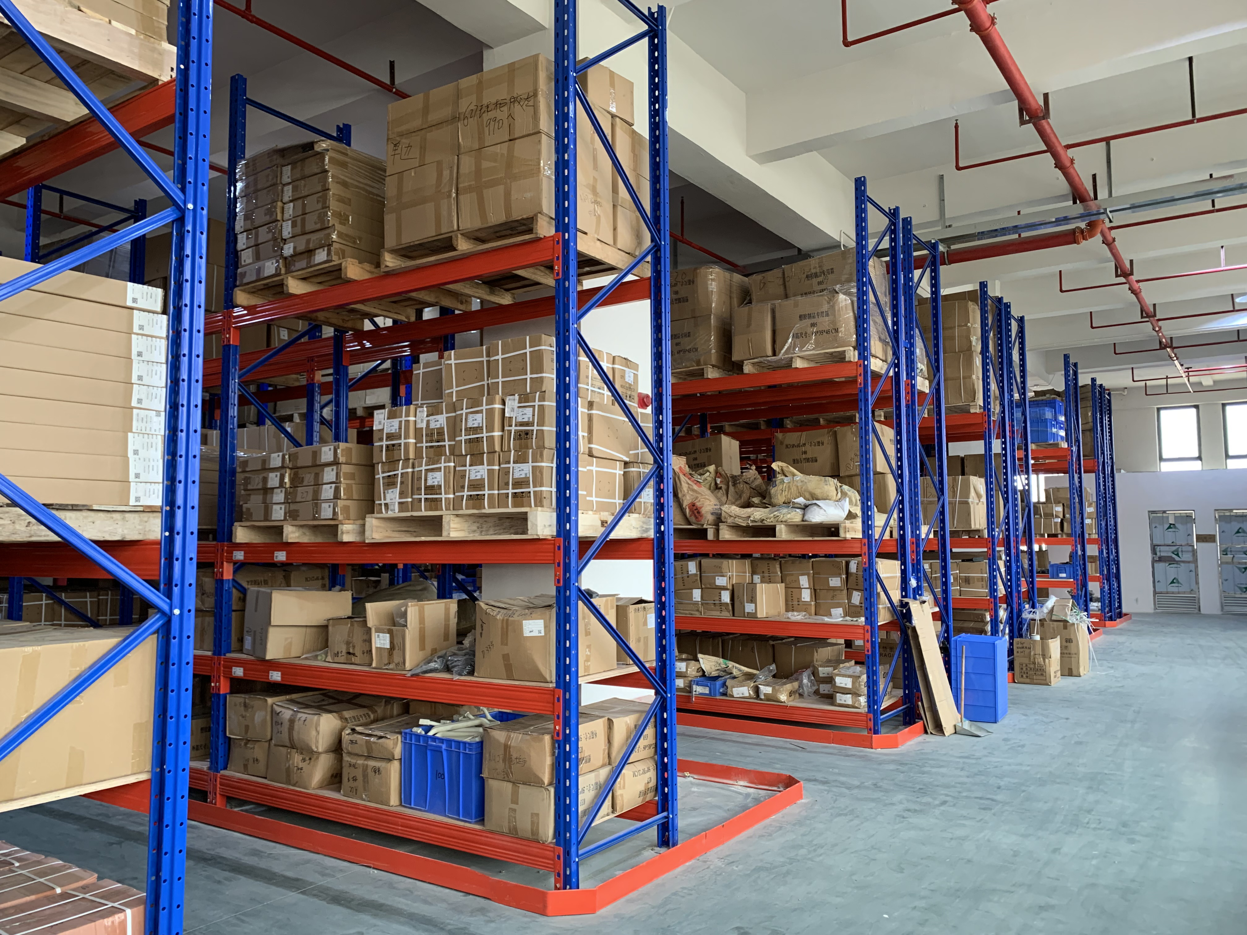 factory-direct-heavy-duty-pallet-rack-supplier-bahrain-04