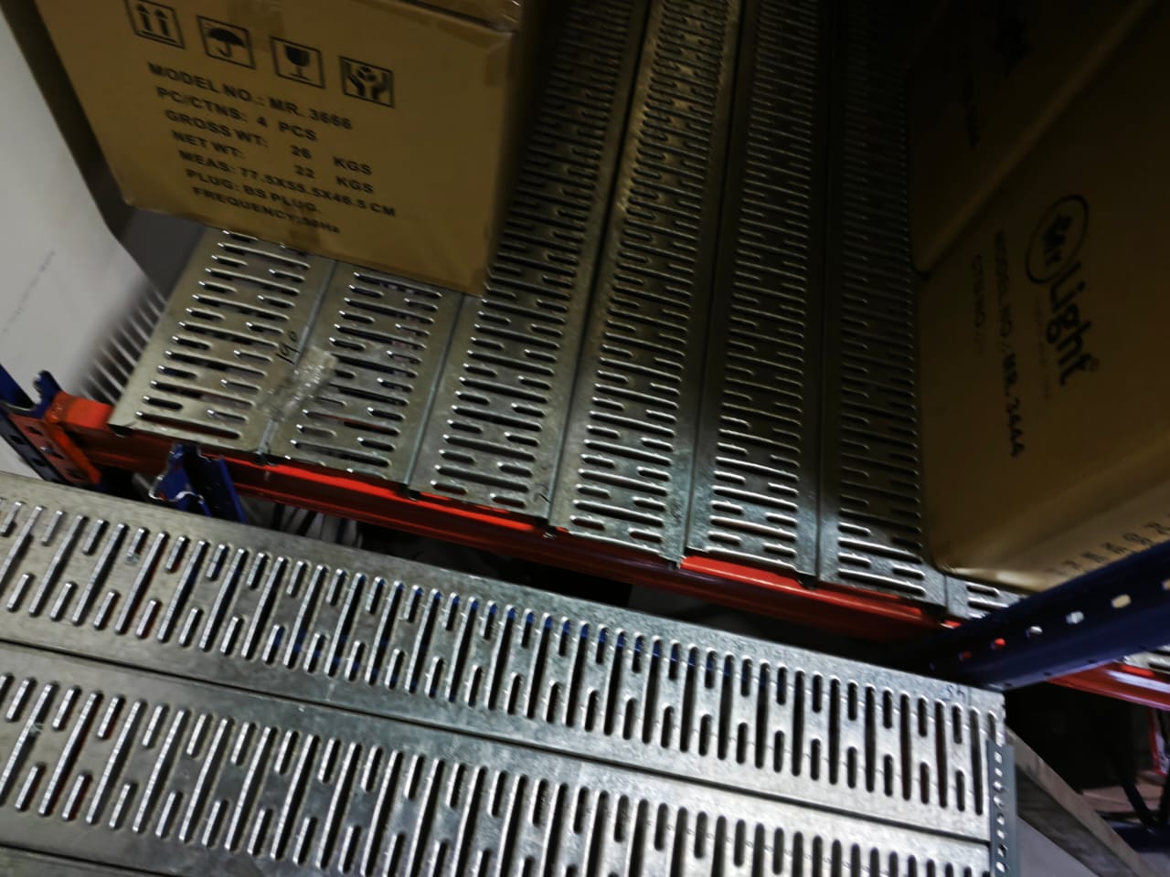 customized-mezzanine-racking-factory-price-saudi-03