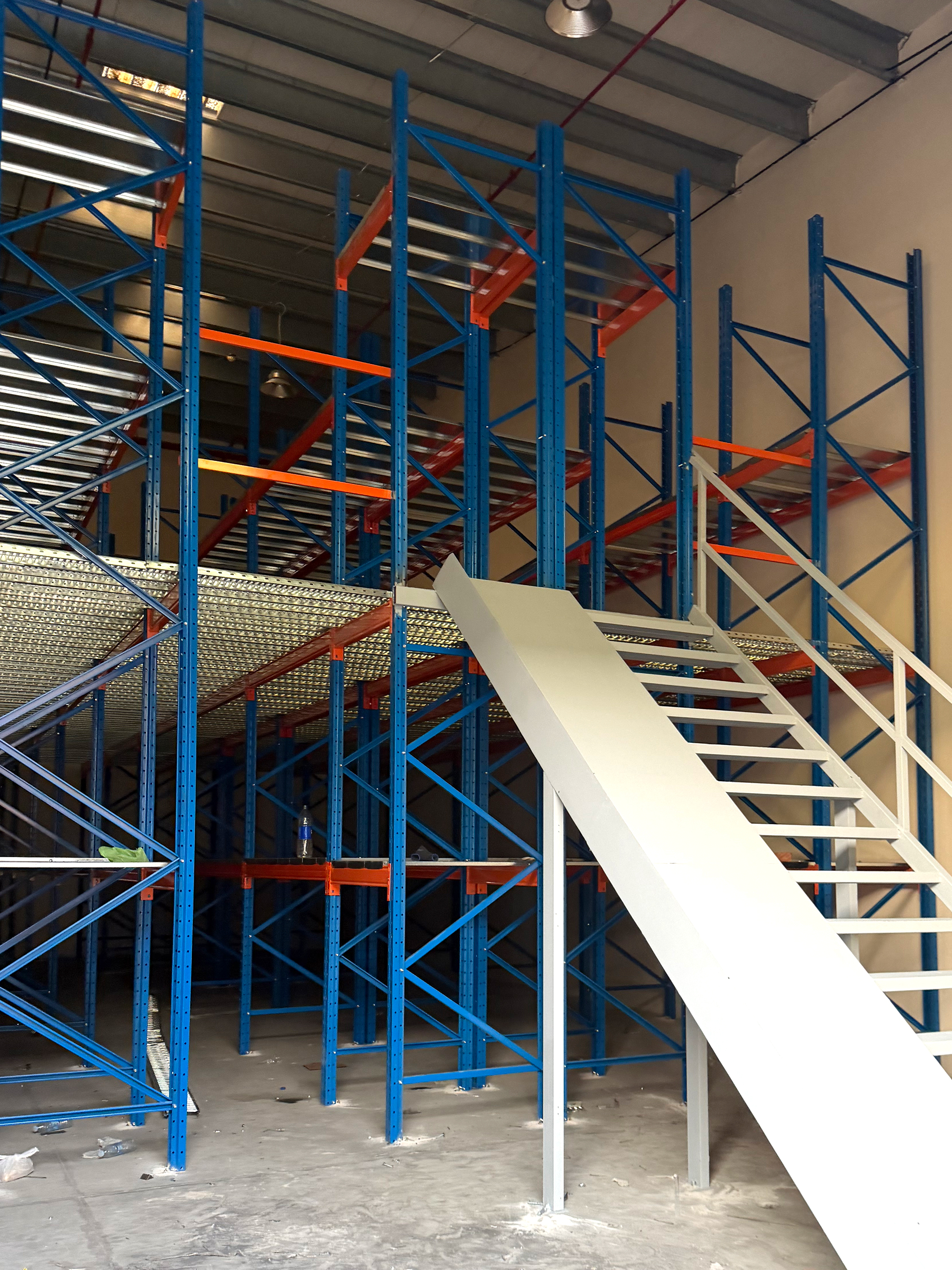 5.heavy-duty-racking-mezzanine-platform-ajman-uae