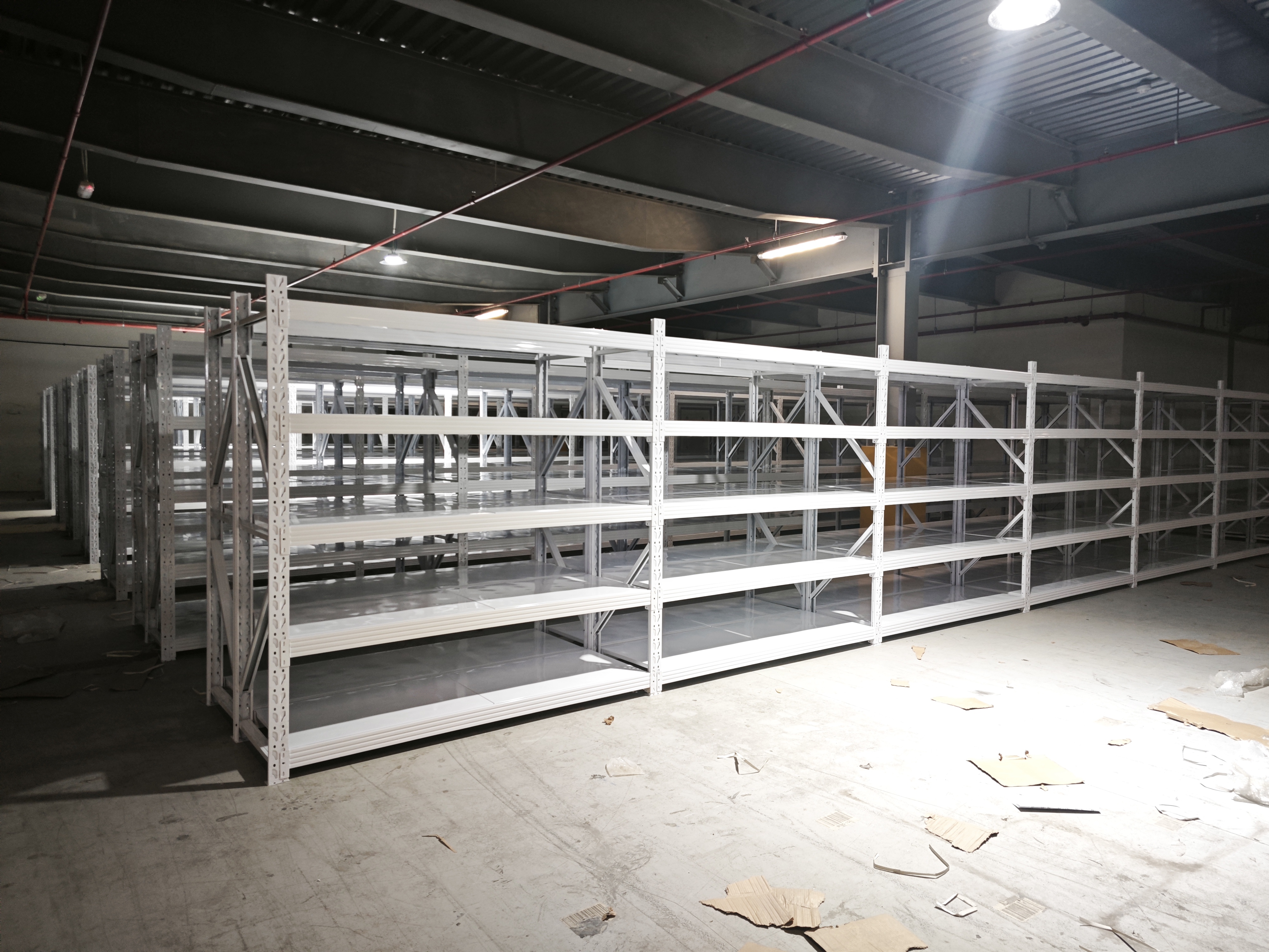 4.light-duty-shelving-jebel-ali-dubai-warehouse