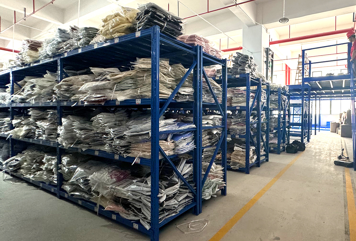 2m-high-5-tier-medium-duty-racking-system-uae-06