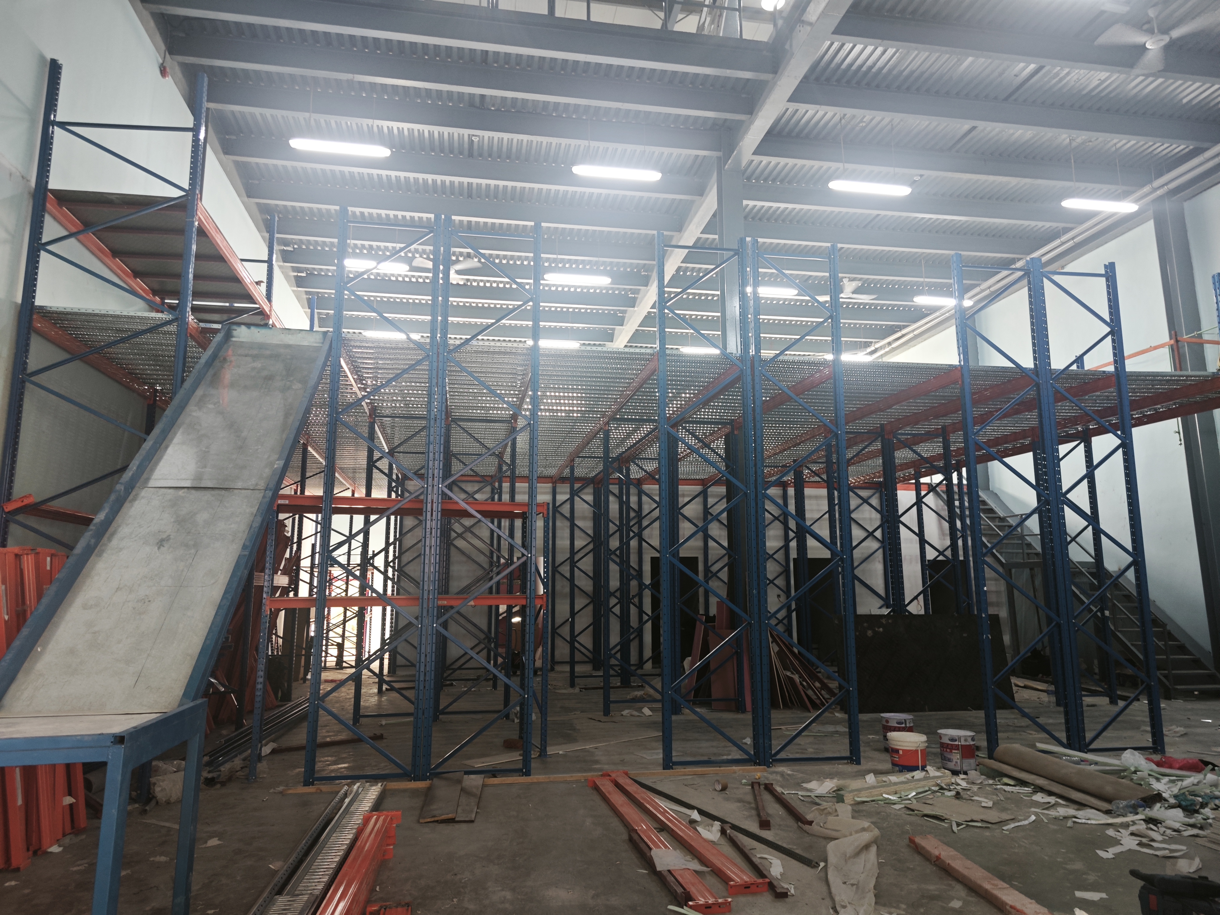 heavy-duty-mezzanine-floor-building-materials-03