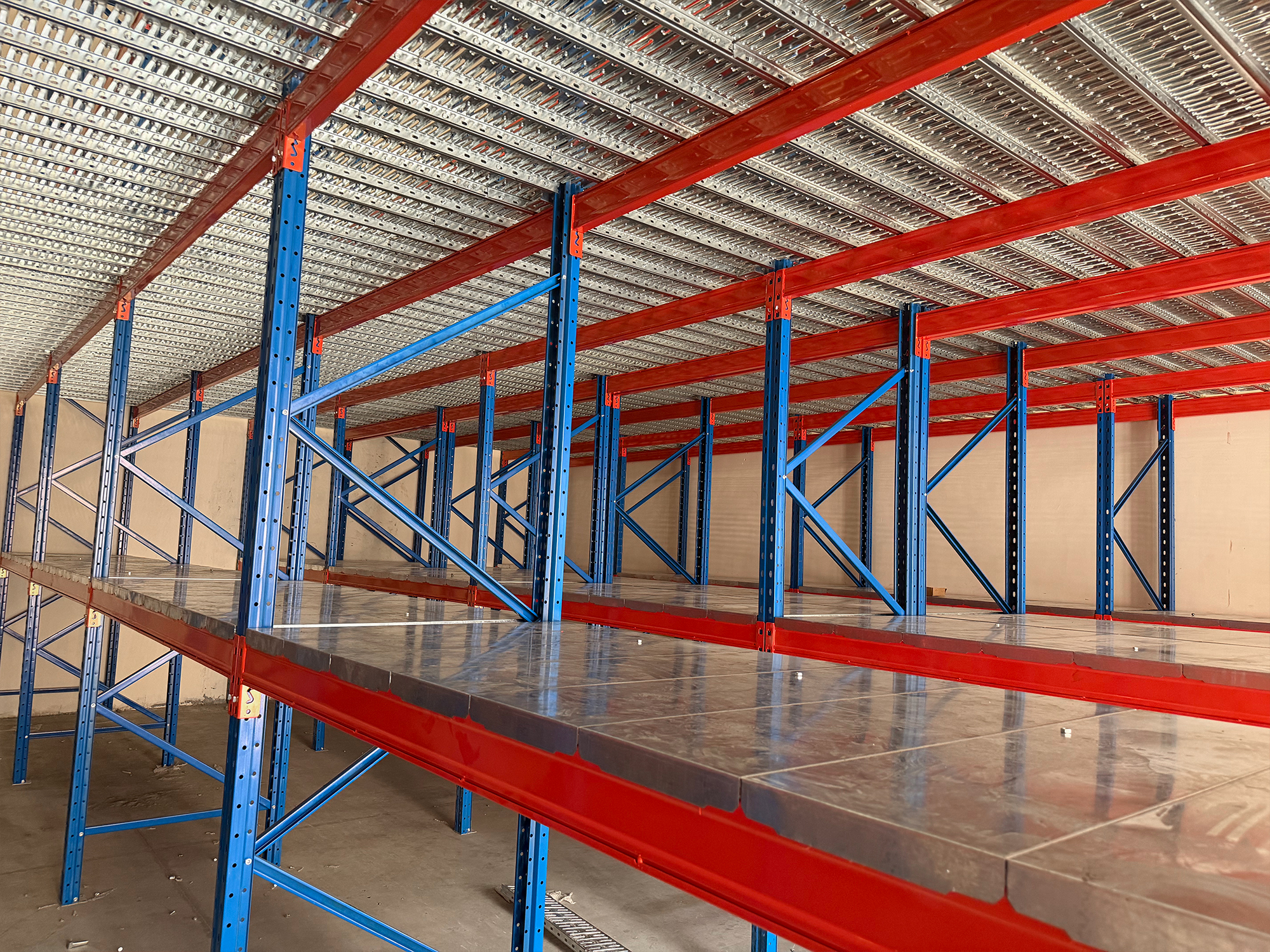 4.heavy-duty-racking-mezzanine-platform-ajman-uae